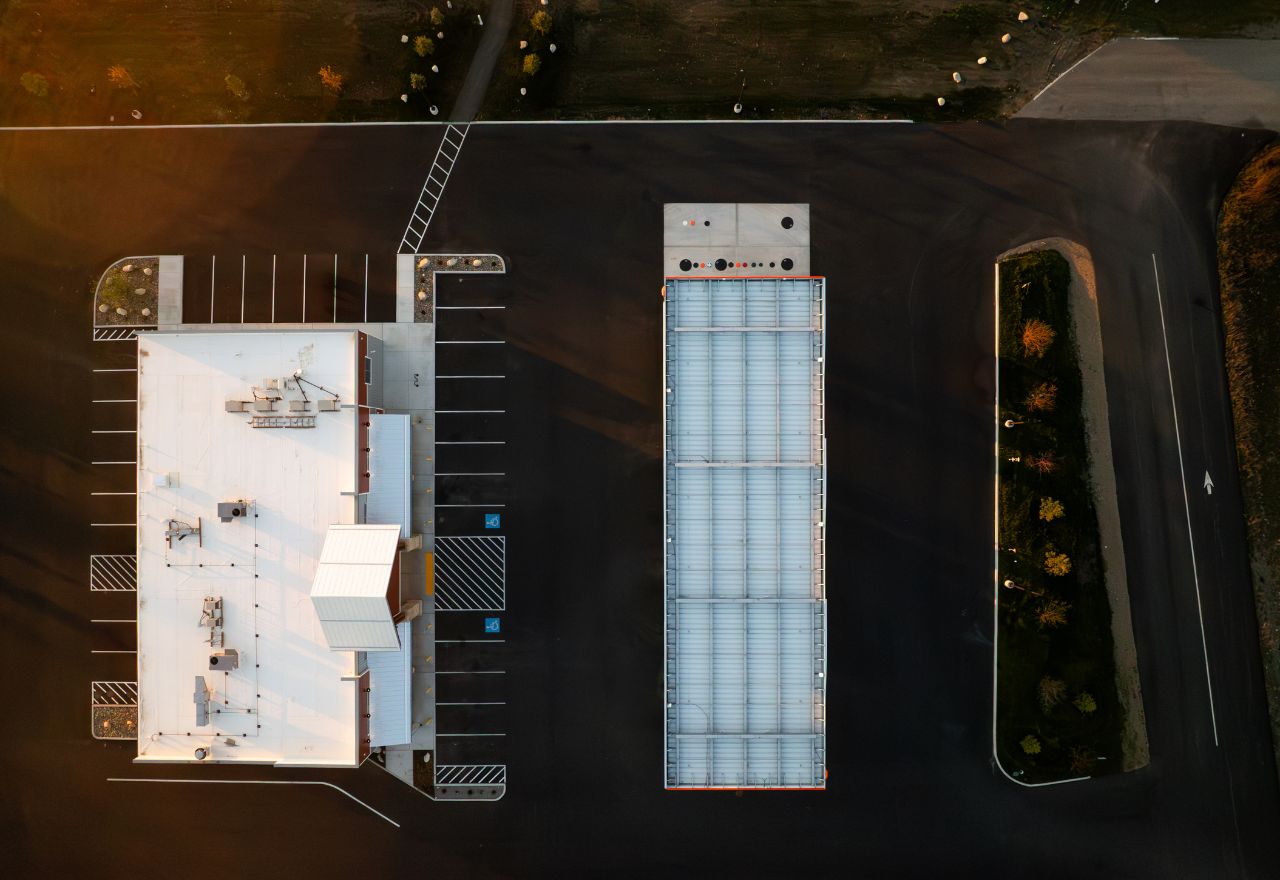 76 Quality Canopy Drone Pic